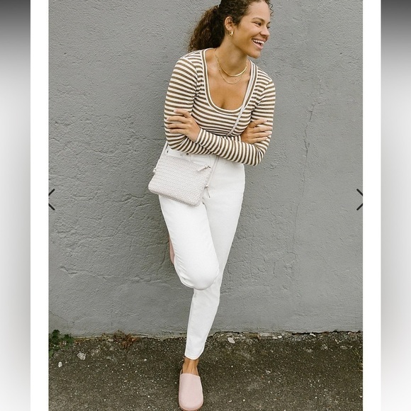 Madewell The Curvy Perfect Vintage Jeans - Picture 3 of 15